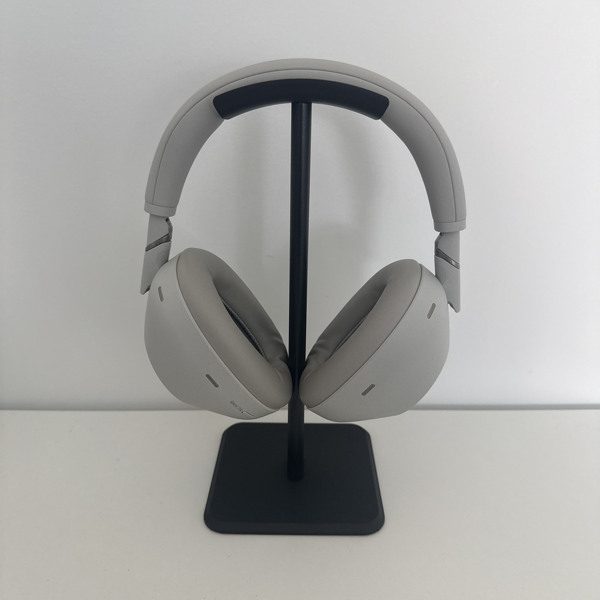 Aluminium Headphone Stand