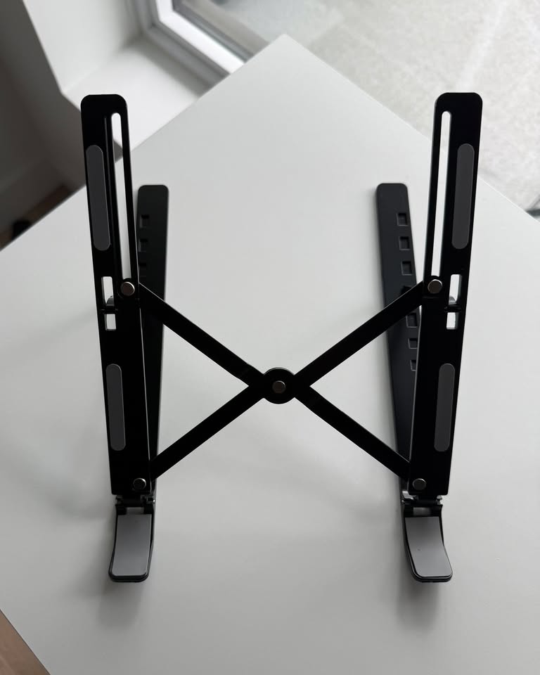 Foldable Laptop Stand